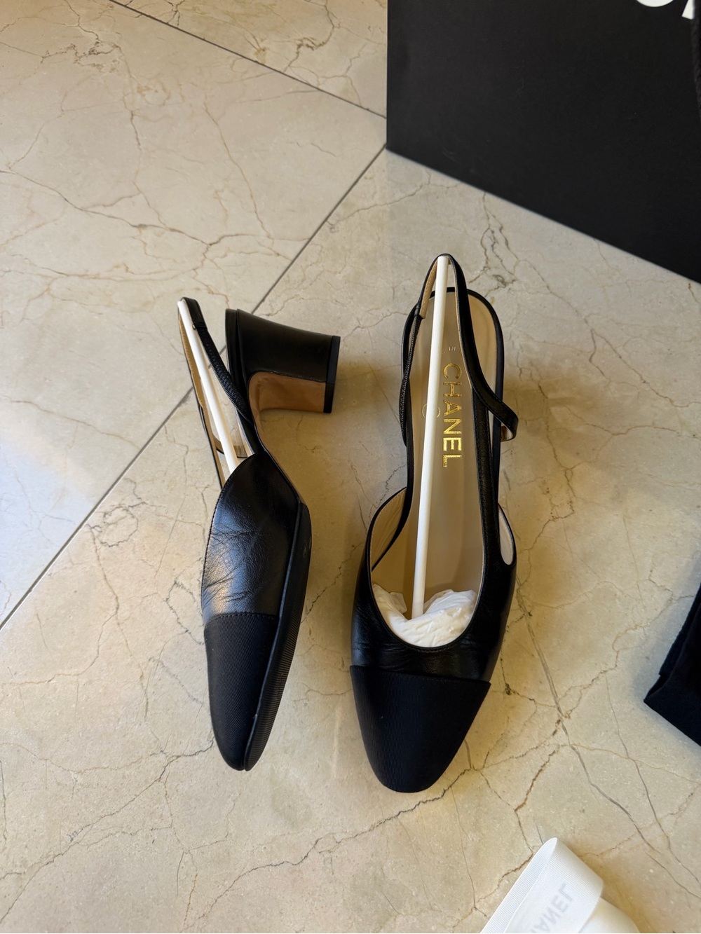 CHANEL Classic Black Slingback Pumps 39.5 + Box, Dust Bags & Shopping Bag - Picture 11 of 16